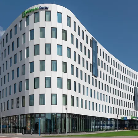 Holiday Inn Express Duesseldorf - Hauptbahnhof By Ihg-2